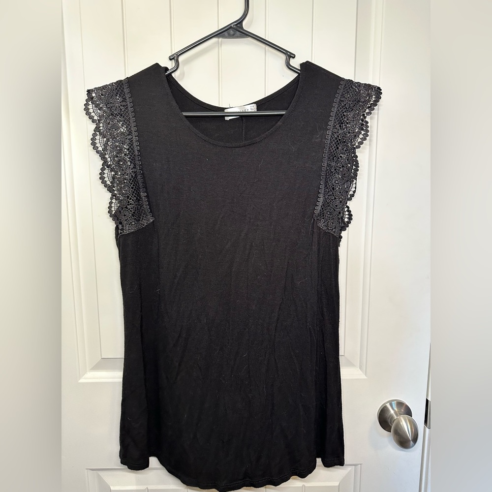 Black tank top with lace